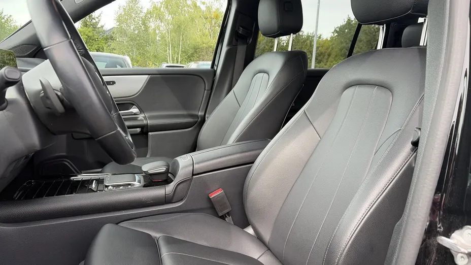 MERCEDES-BENZ GLB GLB 200 d Style 8G-DCT