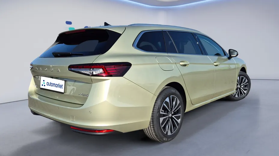 SKODA Superb Superb 1.5 TSI mHEV Drive DSG