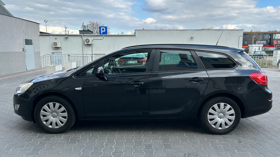 OPEL Astra -