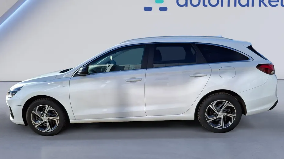 HYUNDAI i30 i30 1.5 T-GDI 48V Smart