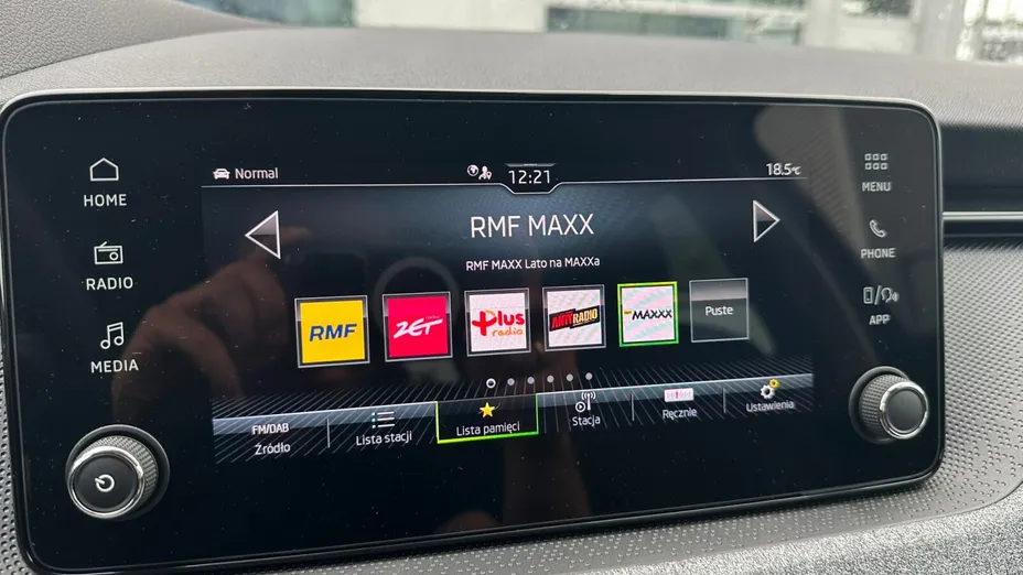 SKODA Kamiq Kamiq 1.0 TSI Selection DSG