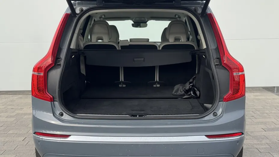 VOLVO XC60 XC60 B4 D AWD Plus Bright aut