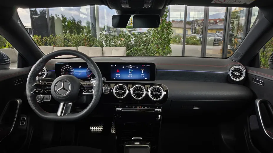 MERCEDES-BENZ CLA CLA 200 mHEV AMG Line 7G-DCT