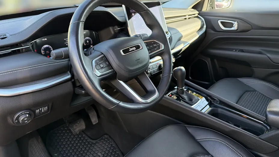 JEEP Compass -
