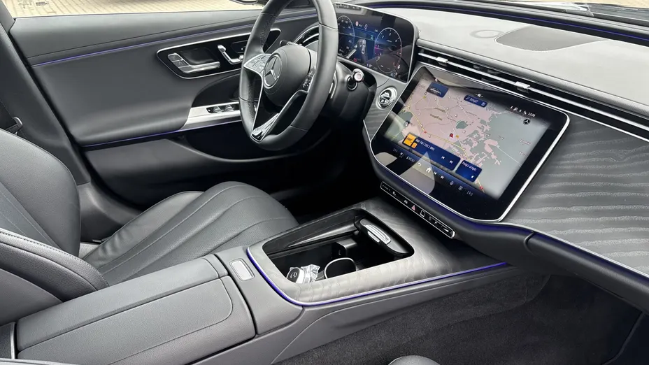 MERCEDES-BENZ E Klasa E 200 d mHEV Avantgarde 9G-Tronic