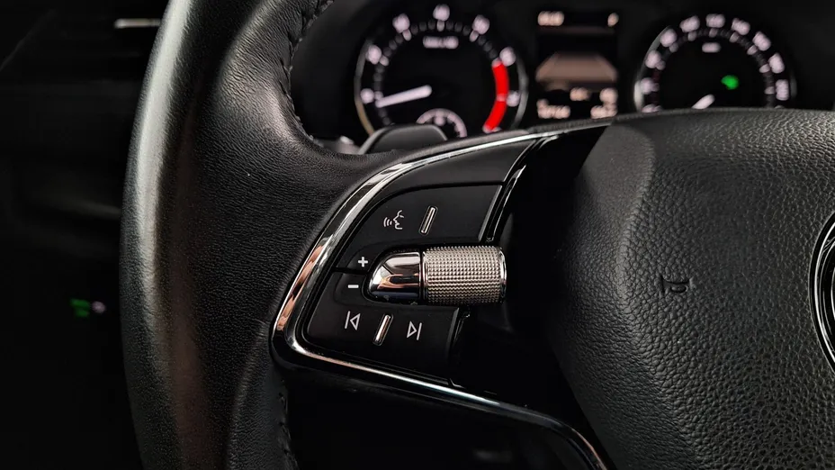 SKODA Octavia Octavia 1.5 TSI e-Tec Ambition DSG