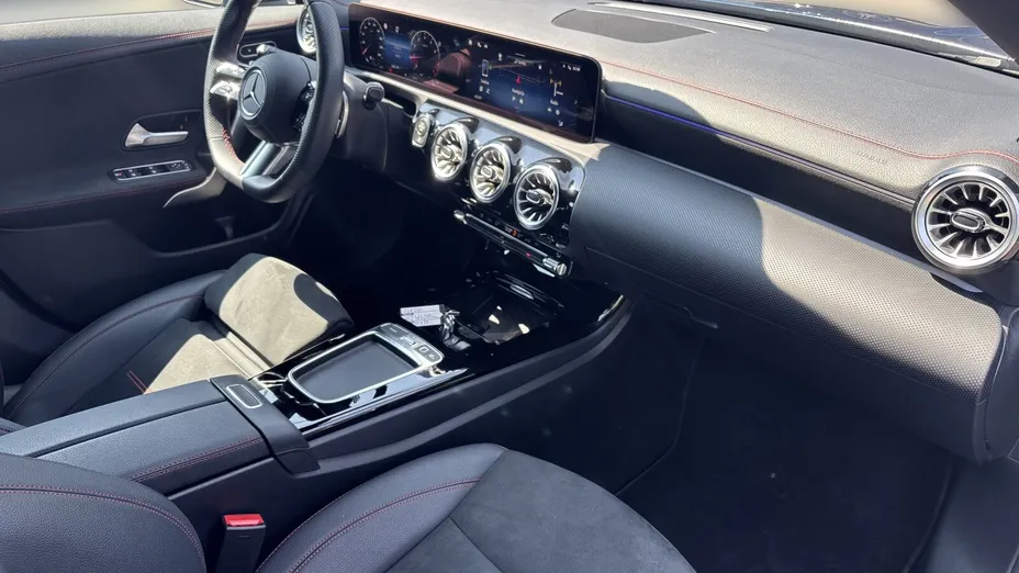 MERCEDES-BENZ CLA CLA 200 mHEV AMG Line 7G-DCT