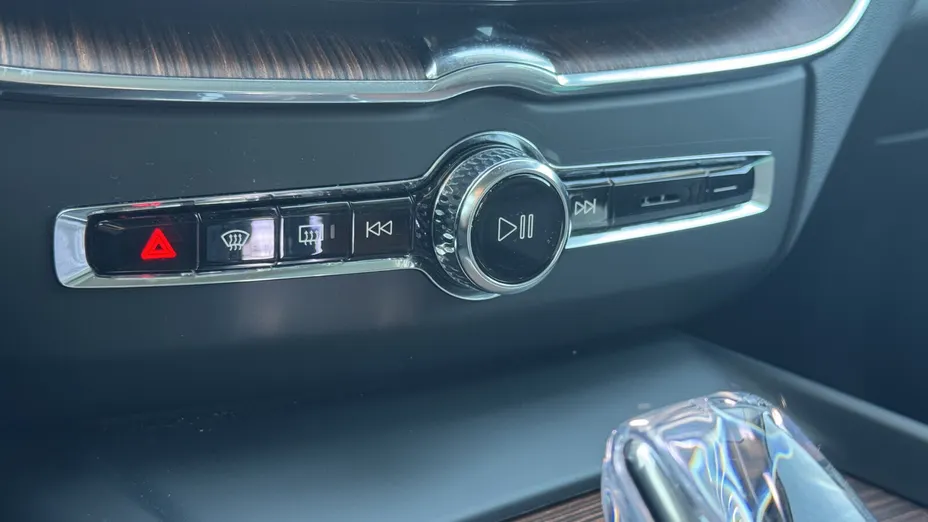 VOLVO XC60 XC60 B5 B AWD Ultimate Dark aut