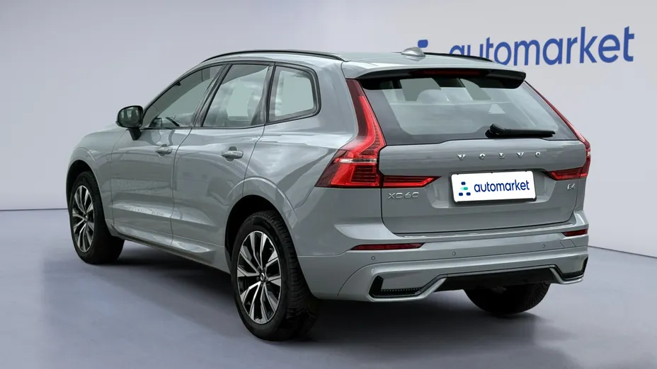 VOLVO XC60 XC60 B4 D AWD Plus Dark aut