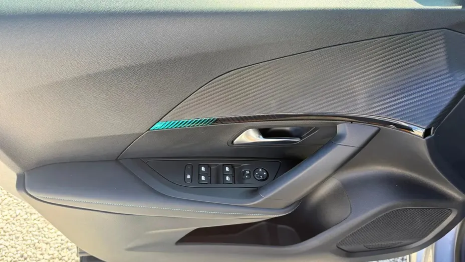 PEUGEOT 2008 -