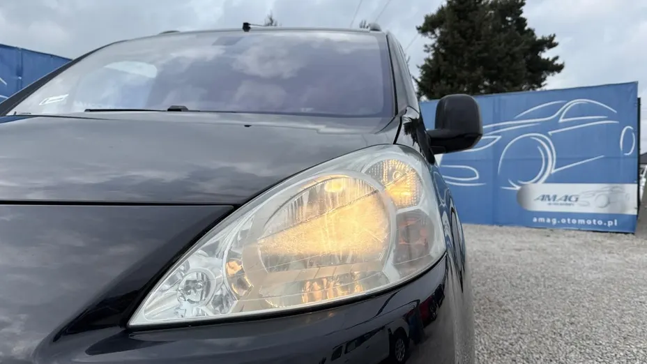 PEUGEOT Partner Van -