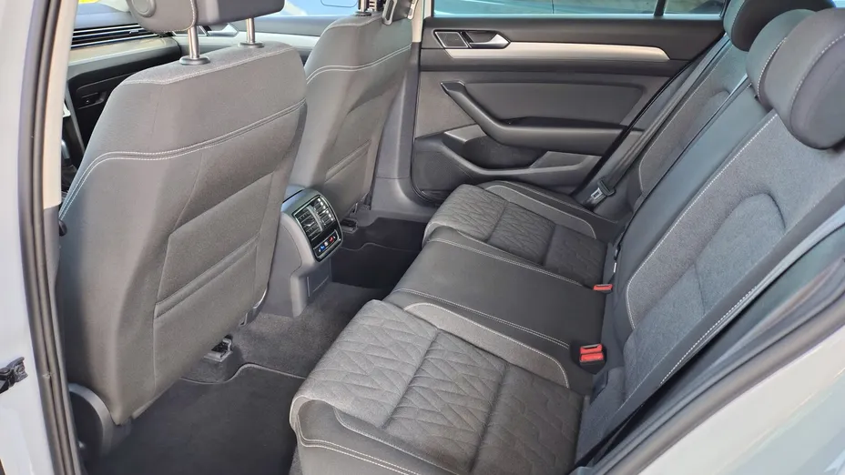 VOLKSWAGEN Passat Passat 2.0 TDI Business DSG