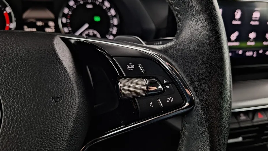 SKODA Octavia Octavia 1.5 TSI e-Tec Ambition DSG