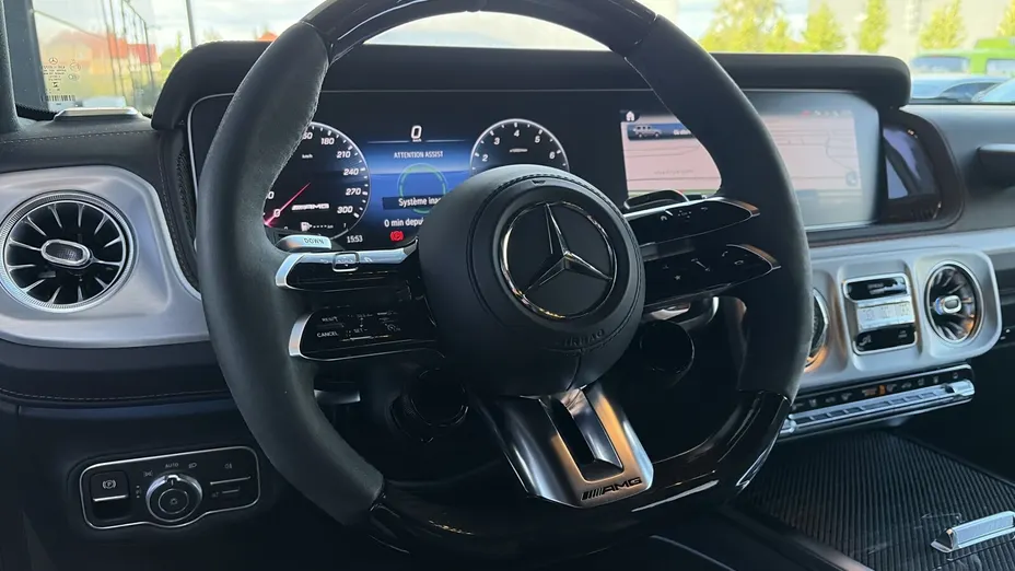 MERCEDES-BENZ Klasa G AMG G 63 mHEV 9G-TCT