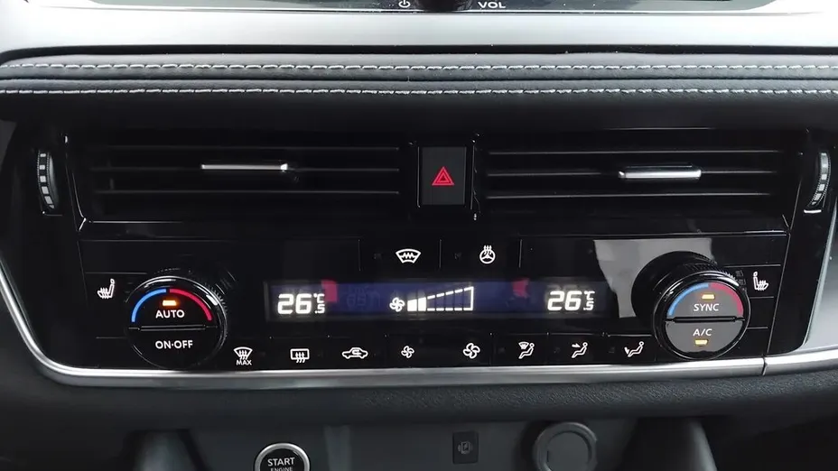 NISSAN Qashqai Qashqai 1.3 DIG-T mHEV N-Connecta Xtronic