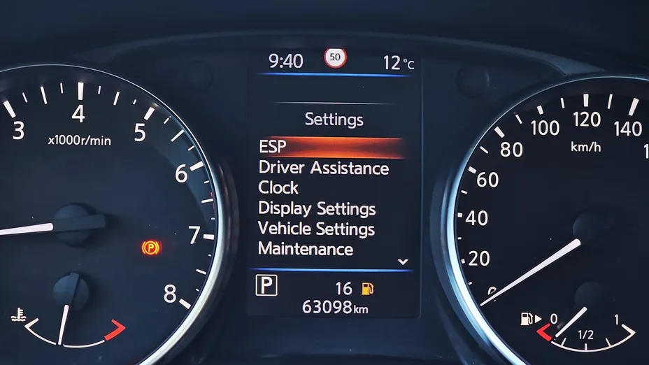 NISSAN Qashqai Qashqai 1.3 DIG-T N-Connecta DCT