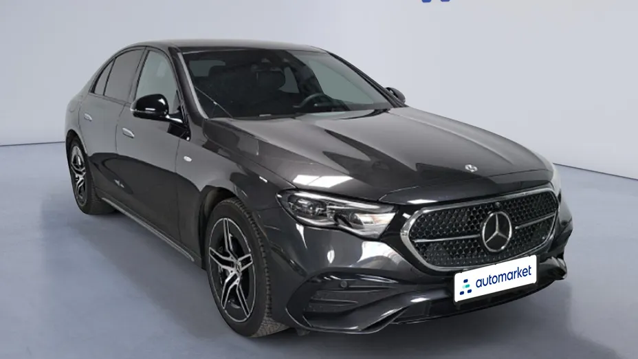 MERCEDES-BENZ E Klasa E 300 de PHEV 4-Matic AMG 9G-Tronic