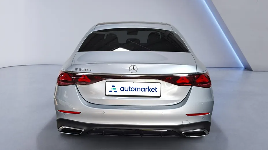 MERCEDES-BENZ E Klasa E 220 d mHEV AMG 9G-Tronic