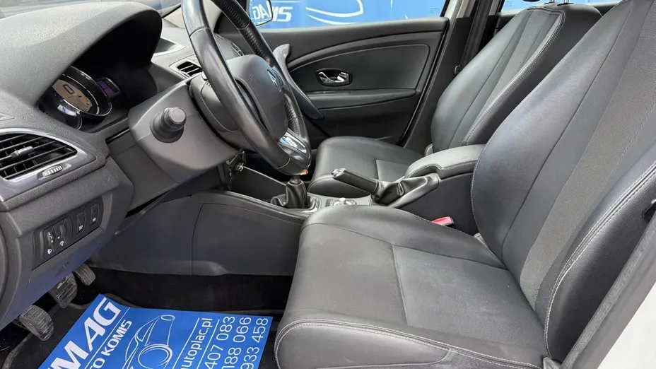 RENAULT Megane -