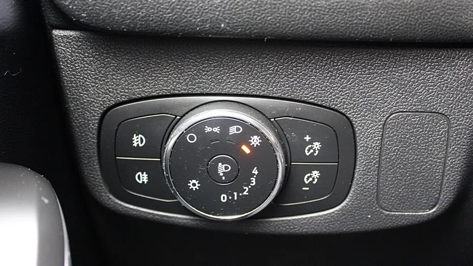 FORD Focus Focus 1.5 EcoBlue Titanium X aut