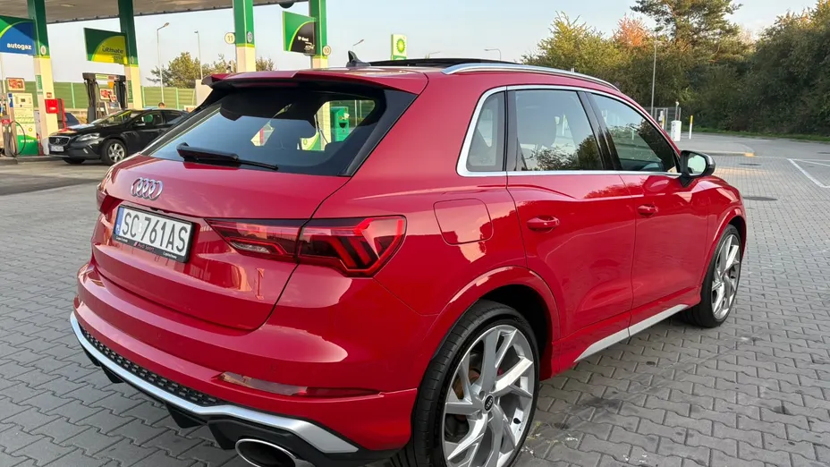 AUDI RS Q3 -