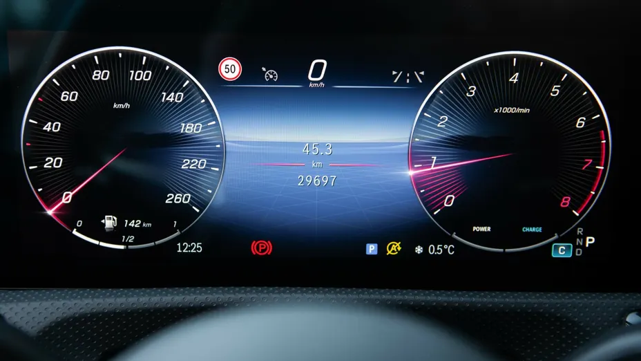 MERCEDES-BENZ A Klasa A 200 AMG Line 7G-DCT