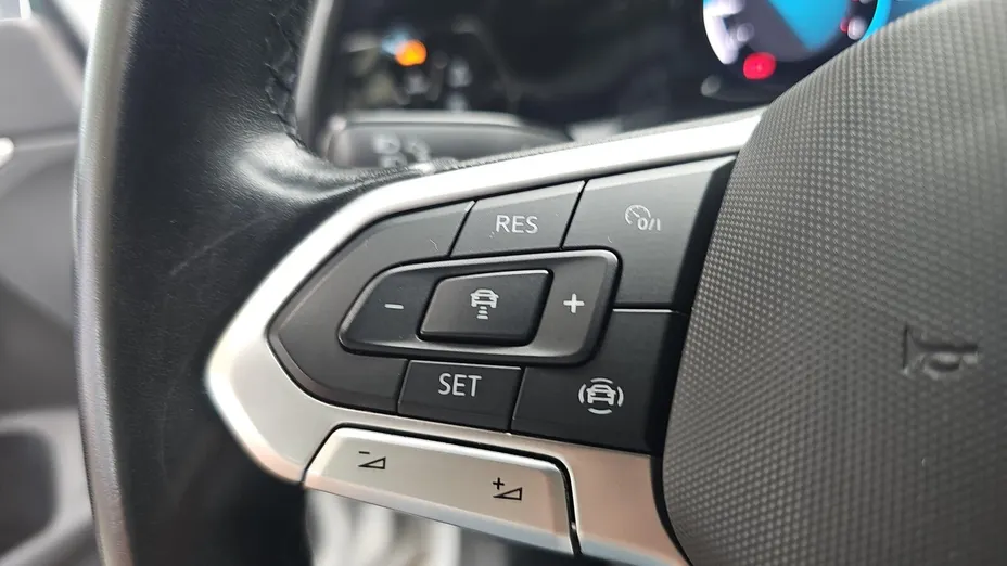 VOLKSWAGEN Golf Golf VIII 1.5 TSI EVO Life