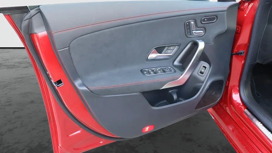 MERCEDES-BENZ CLA CLA 200 mHEV AMG Line 7G-DCT