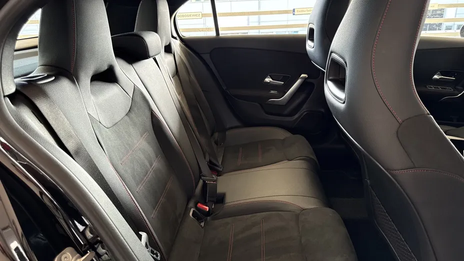 MERCEDES-BENZ A Klasa A 200 AMG Line 7G-DCT