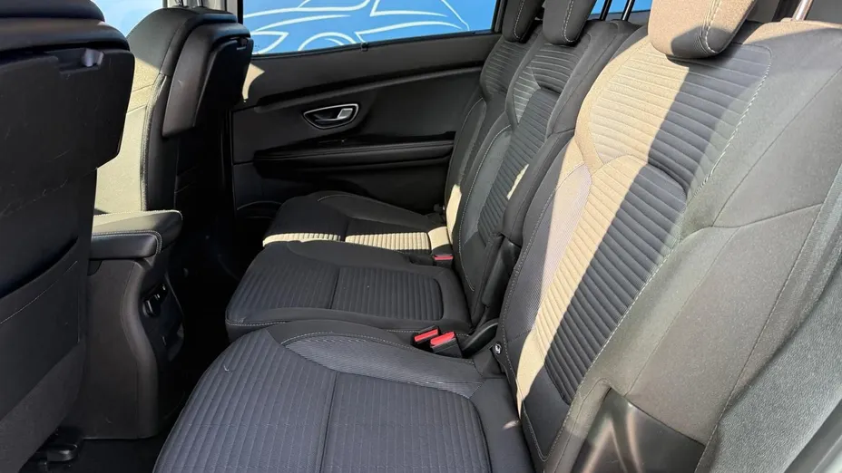 RENAULT Grand Scenic -