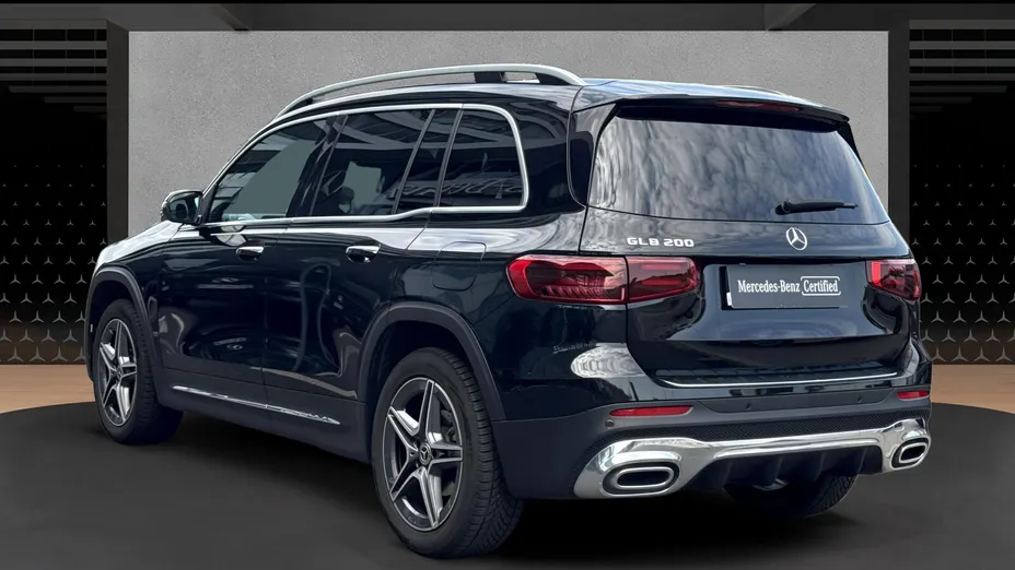 MERCEDES-BENZ GLB GLB 200 mHEV AMG Line 7G-DCT
