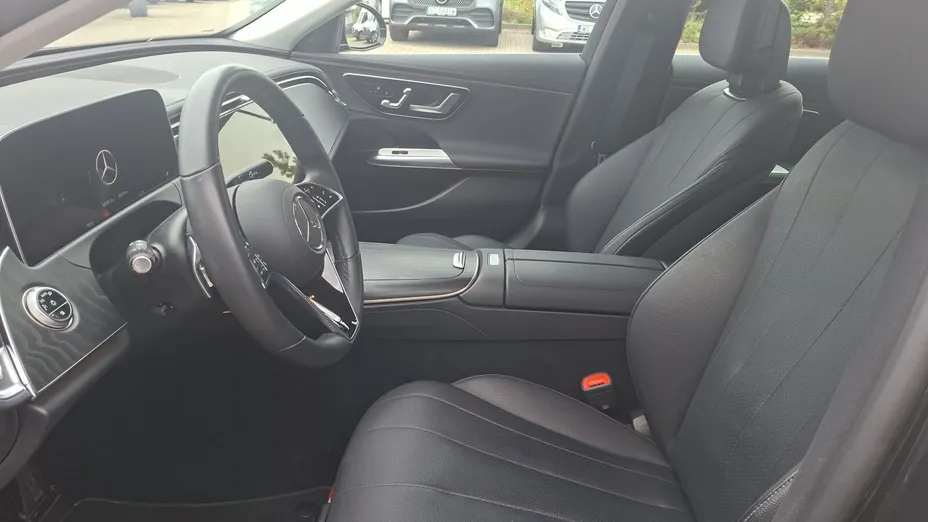 MERCEDES-BENZ E Klasa E 200 d mHEV Avantgarde 9G-Tronic