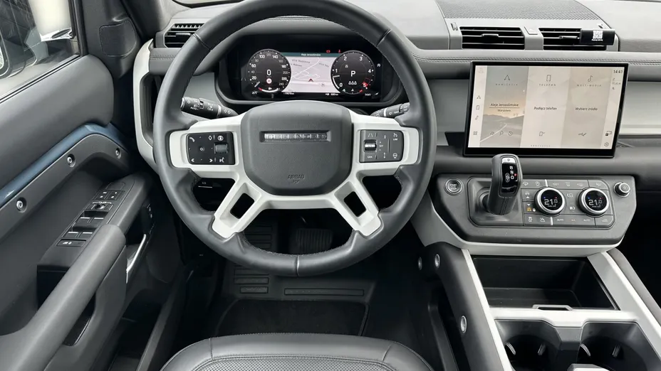 LAND ROVER Defender Defender 110 3.0 D250 mHEV X-Dynamic SE