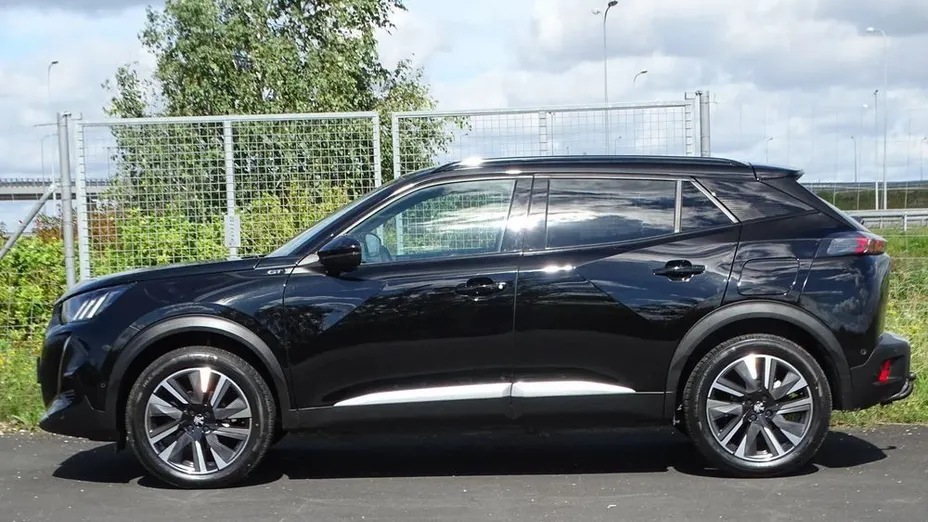 PEUGEOT 2008 -