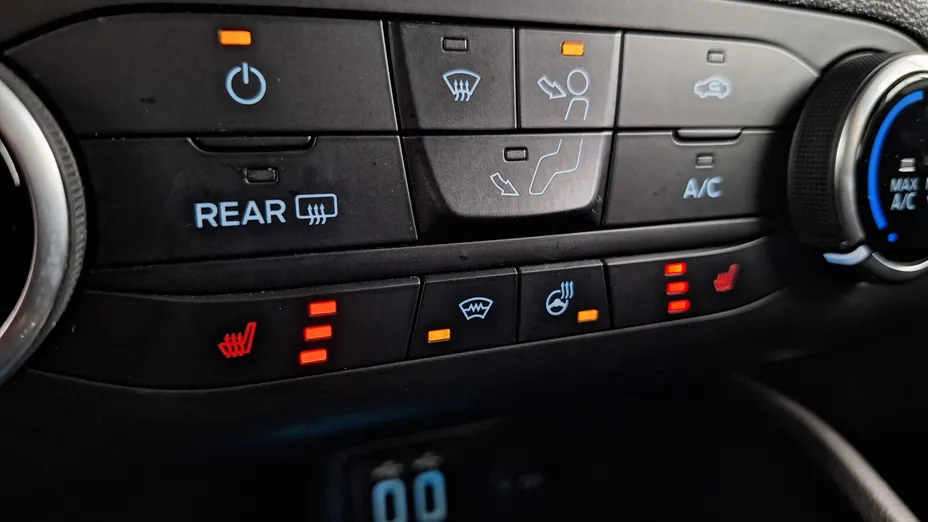 FORD Focus Focus 1.5 EcoBlue SCR Connected