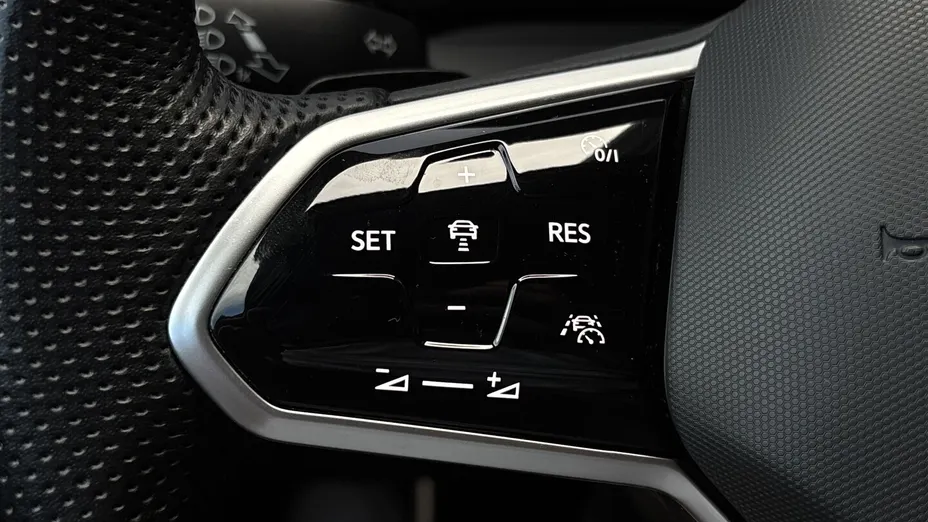 VOLKSWAGEN Golf Golf VIII 2.0 TSI GTI DSG