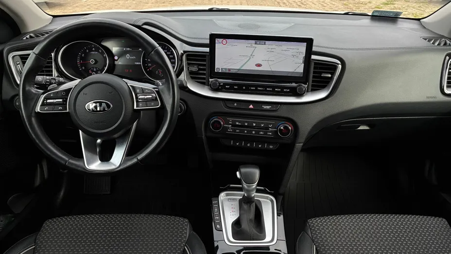 KIA XCeed XCeed 1.5 T-GDI L Business Line DCT