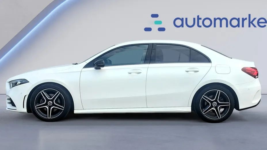 MERCEDES-BENZ A Klasa A 200 AMG Line 7G-DCT