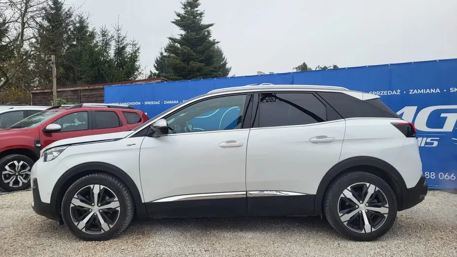 PEUGEOT 3008 -
