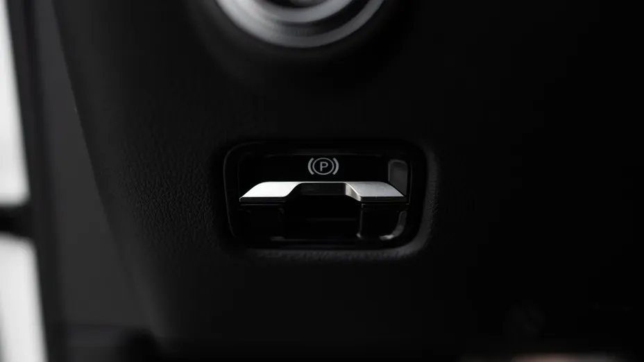 MERCEDES-BENZ C Klasa C 200 mHEV 4-Matic AMG