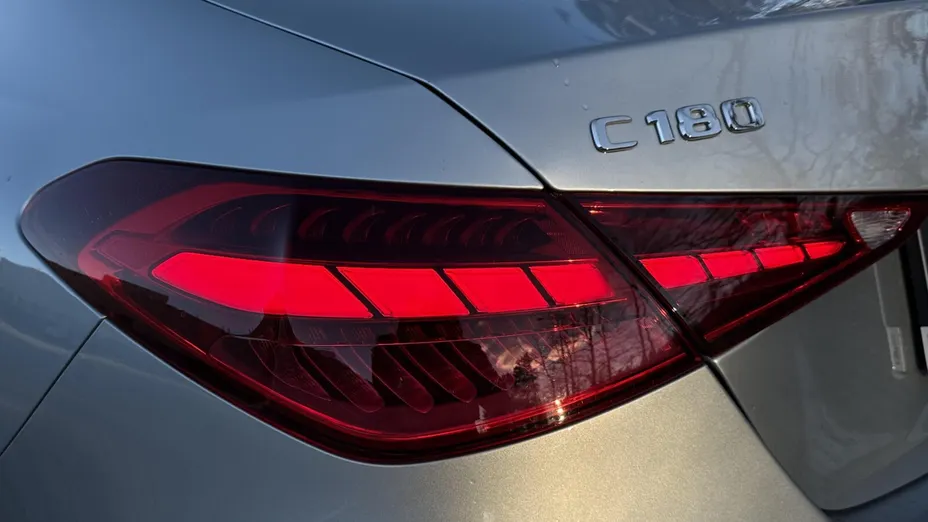 MERCEDES-BENZ C Klasa C 180 mHEV AMG