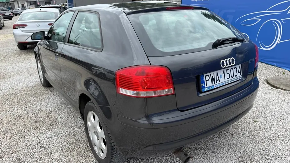 AUDI A3 -