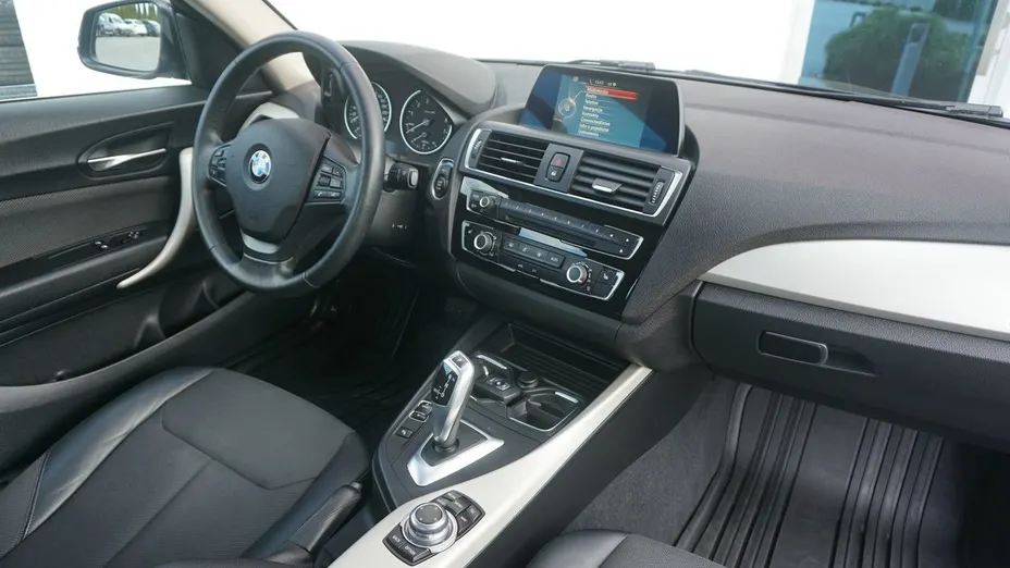 BMW Seria 2 216i GPF Sport Line