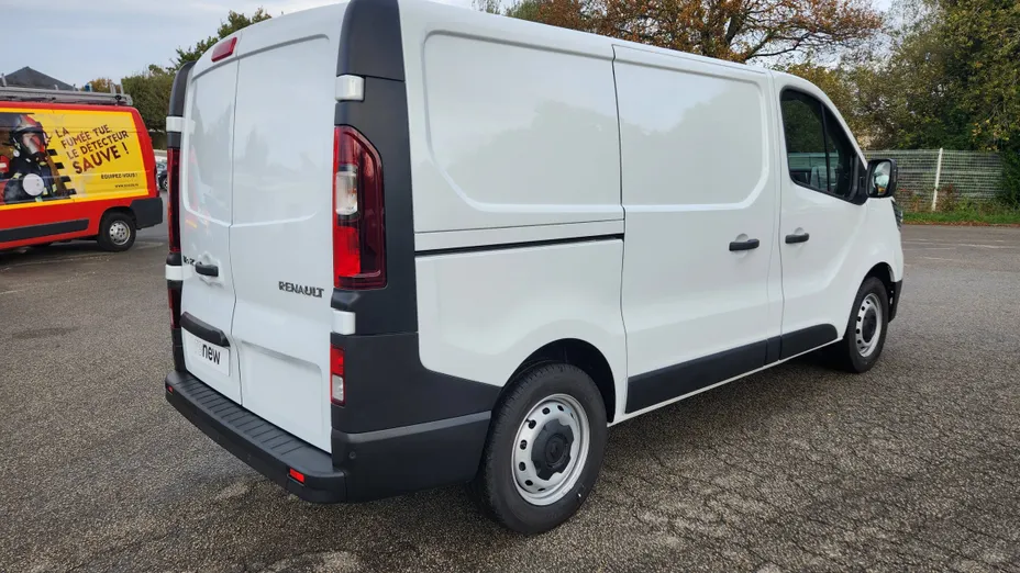 RENAULT Trafic -