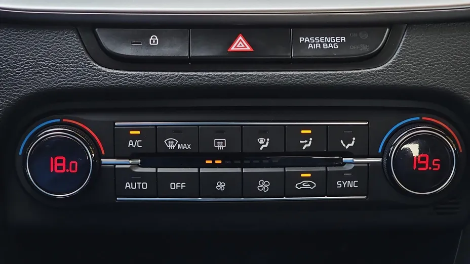 KIA Cee'd Ceed 1.4 T-GDI M