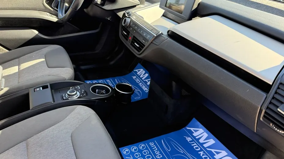 BMW i3 -