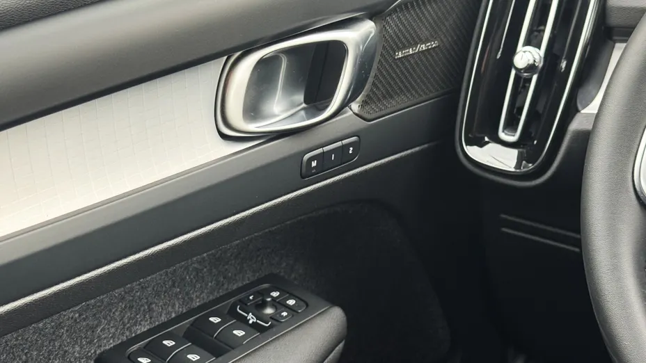 VOLVO XC40 XC40 B4 Plus Black Edition aut