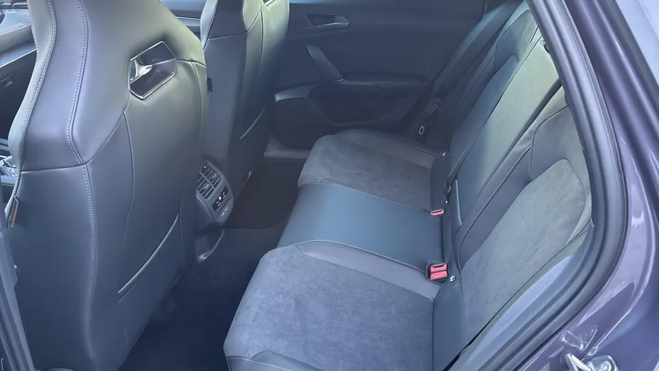 CUPRA Leon Leon 1.5 eTSI mHEV DSG Nowy