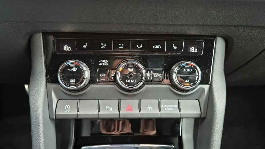 SKODA Karoq Karoq 1.5 TSI ACT Sportline DSG Nowy
