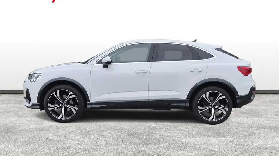 AUDI Q3 Sportback -